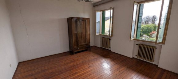 4 bedrooms House in Vedelago, Italy No. 323277 26