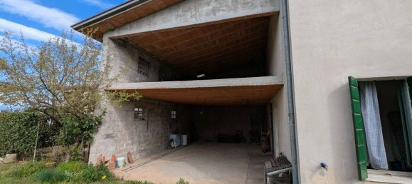 4 bedrooms House in Vedelago, Italy No. 323277 7