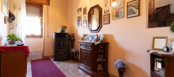 4 rooms Villa in Latina, Italy No. 266030 2