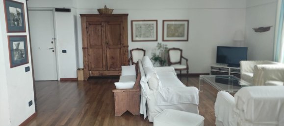 Apartamento de 5 habitaciónes en Arenzano, Italy No. 29892 3