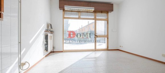 1غرفة عقار تجاري في Castelbelforte, Italy رقم 142134 4