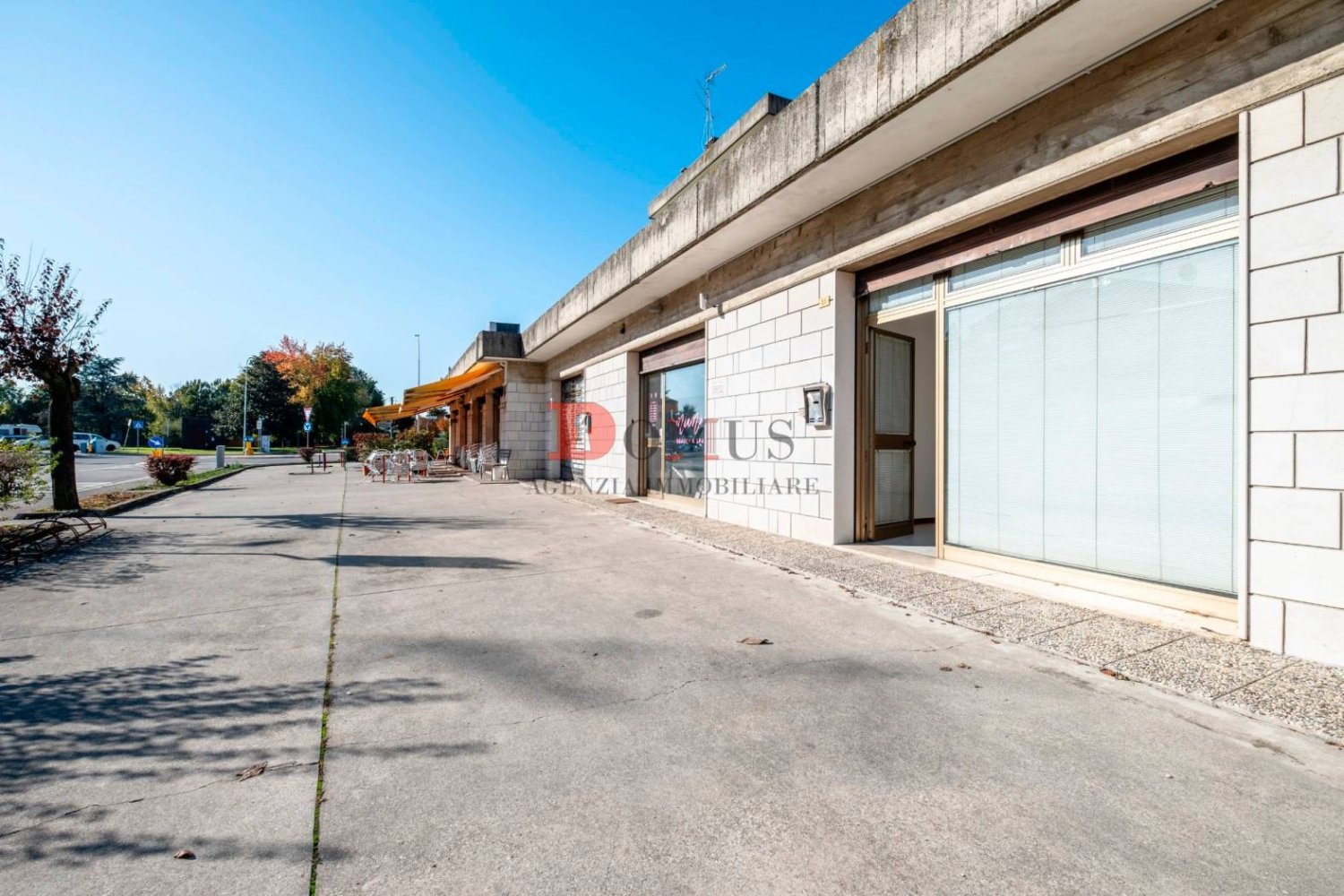 1غرفة عقار تجاري في Castelbelforte, Italy رقم 142134