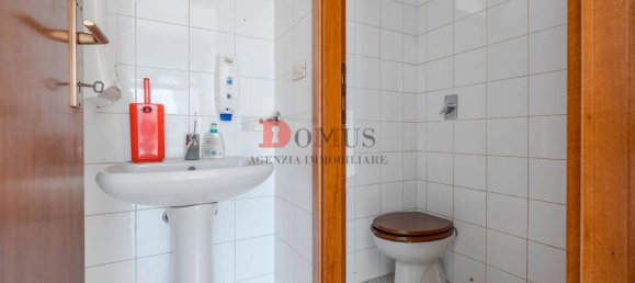 1غرفة عقار تجاري في Castelbelforte, Italy رقم 142134 7