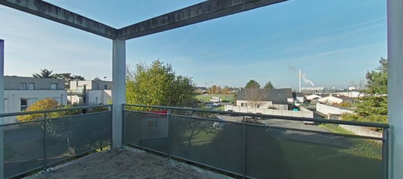 1 bedroom Apartment in Joue-les-Tours, France No. 66913 3