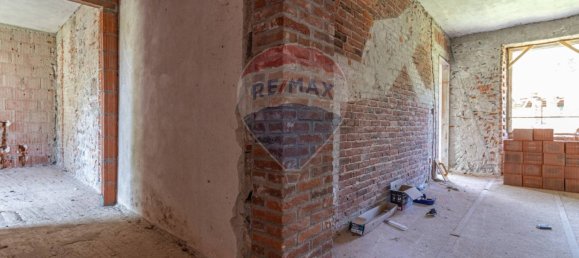 3 bedrooms House in Cossato, Italy No. 77980 16