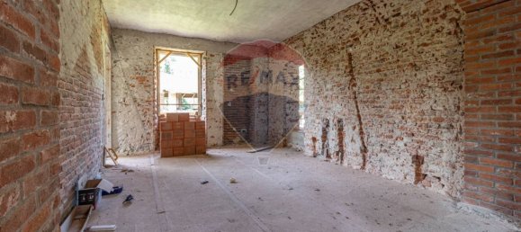 3 bedrooms House in Cossato, Italy No. 77980 24