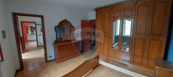 2 bedrooms Apartment in Gemonio, Italy No. 174181 7