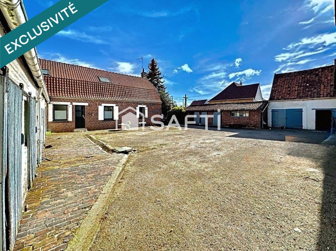 4 chambres Maison à Isbergues, France No. 66297