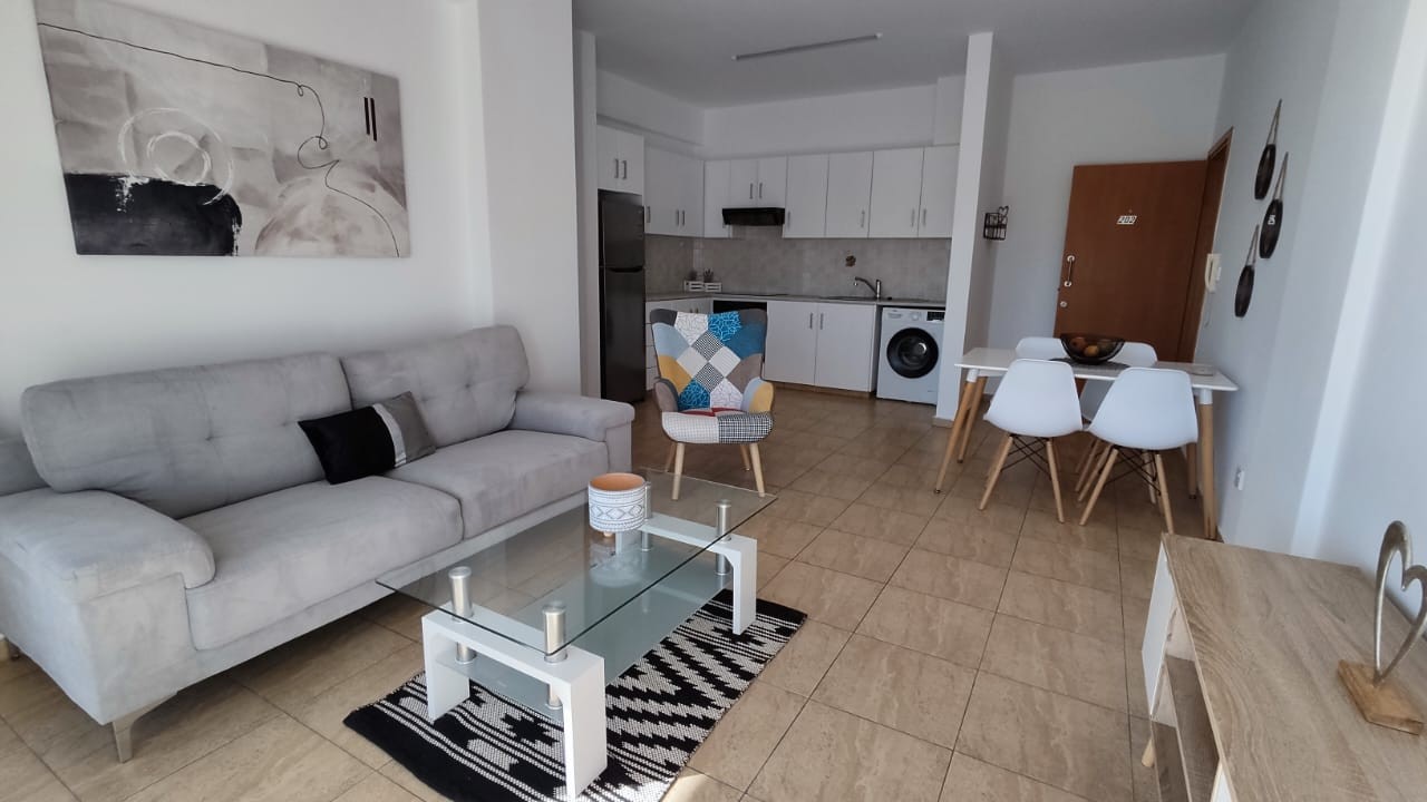 2 bedrooms Apartment in Geroskípou, Cyprus No. 33844