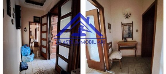 3 bedrooms Apartment in Naples, Italy No. 346122 23