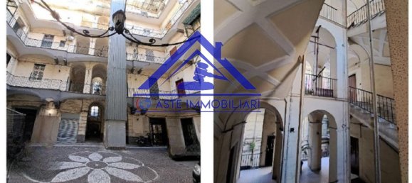 3 bedrooms Apartment in Naples, Italy No. 346122 21