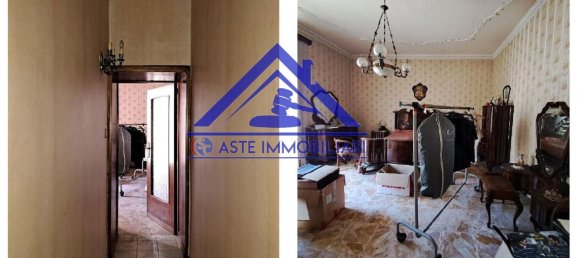 3 bedrooms Apartment in Naples, Italy No. 346122 28