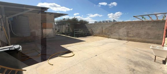 Вилла с 3 комнатами в Барлетта, Италия № 17106 29