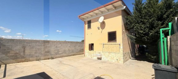 Вилла с 3 комнатами в Барлетта, Италия № 17106 27