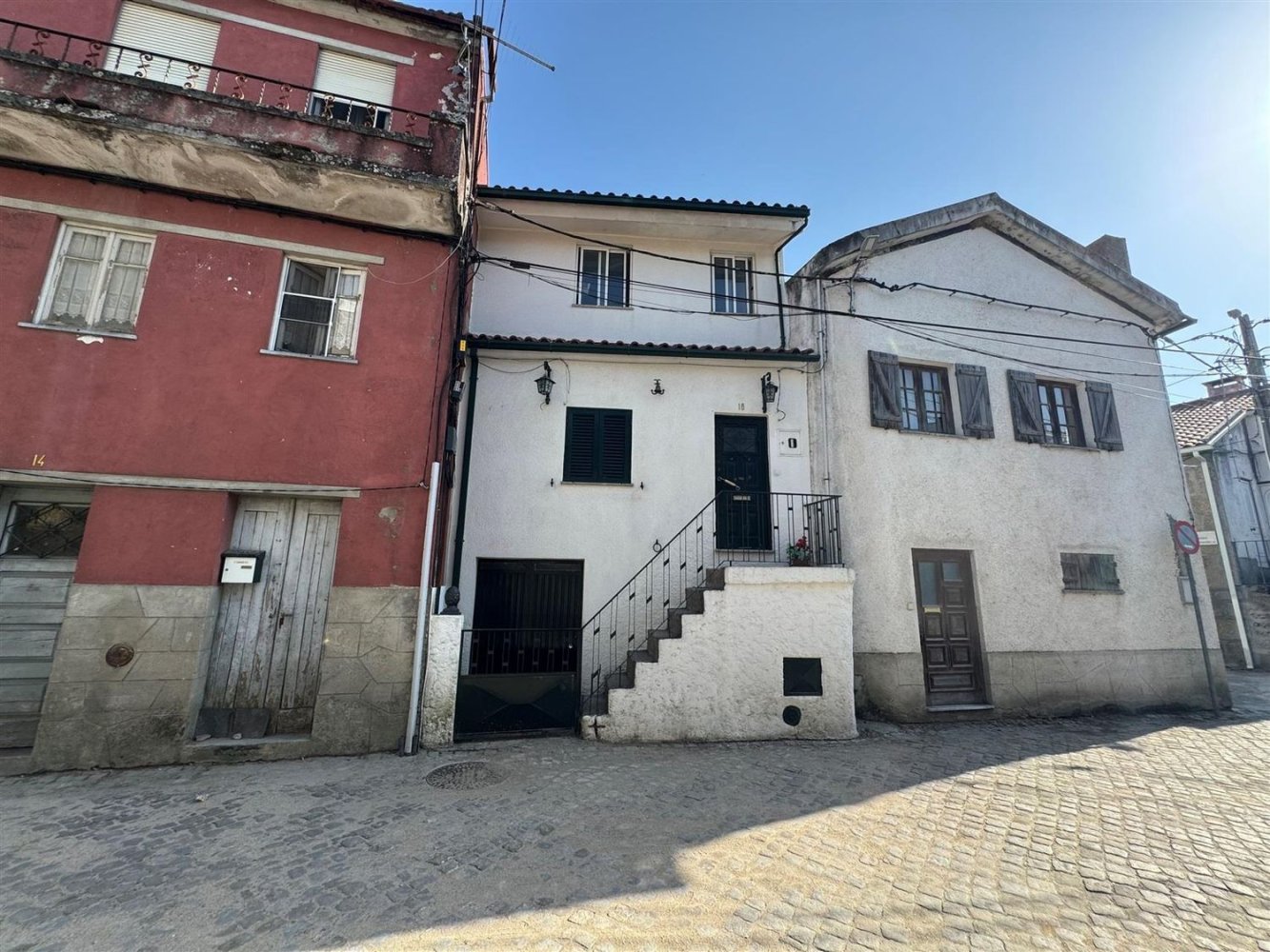 2 bedrooms House in Gouveia, Portugal No. 228740