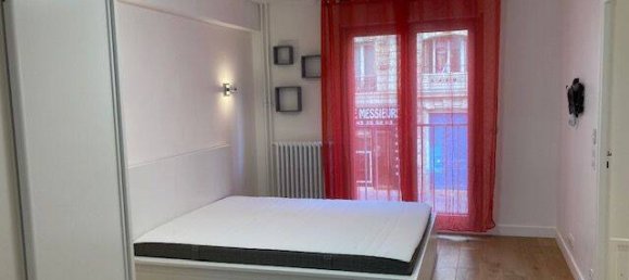 2 Schlafzimmer Wohnung in Paris, France, Nr. 328018 4