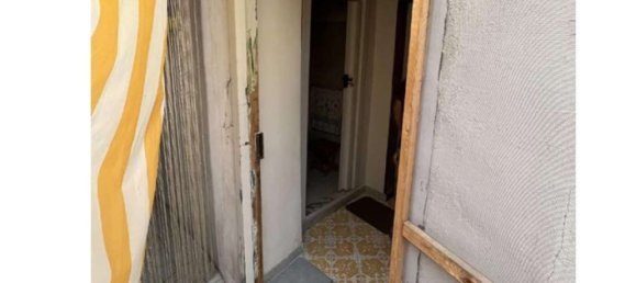 Studio in Torre del Greco, Italy No. 13794 7