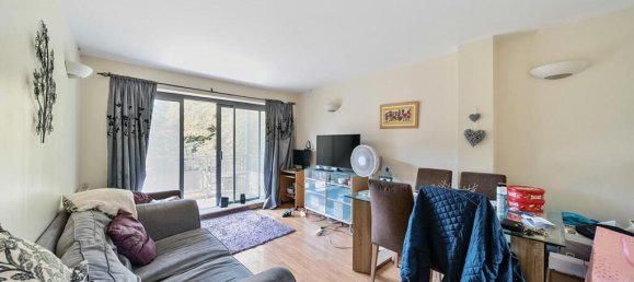 2 bedrooms Apartment in London, United Kingdom No. 7771 3