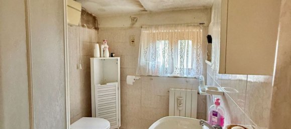 Casa de 10 habitaciónes en Lucca, Italy No. 267632 40