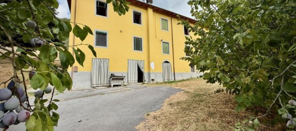 Casa de 10 habitaciónes en Lucca, Italy No. 267632 15