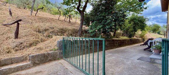 Casa de 10 habitaciónes en Lucca, Italy No. 267632 17
