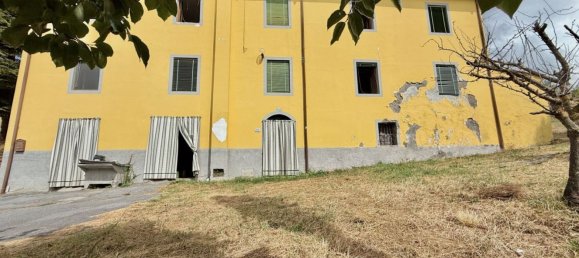 Casa de 10 habitaciónes en Lucca, Italy No. 267632 11