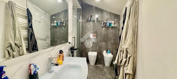 2 Schlafzimmer Wohnung in Rome, Italy, Nr. 329427 13