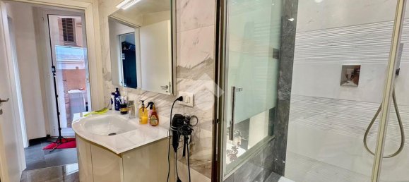 2 Schlafzimmer Wohnung in Rome, Italy, Nr. 329427 14