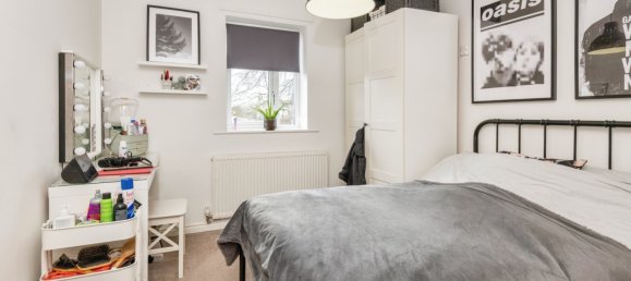  House in Mirfield, United Kingdom No. 2021 9