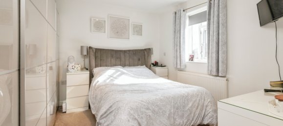  House in Mirfield, United Kingdom No. 2021 20