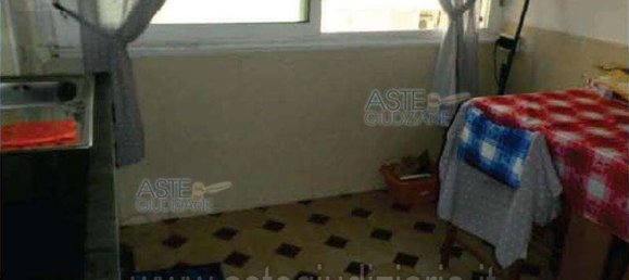 Квартира с 3 комнатами в Таранто, Италия № 30813 14