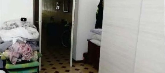 Квартира с 3 комнатами в Таранто, Италия № 30813 3