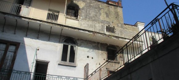 Gebäude in Afragola, Italy 1000m², Nr. 350471 28