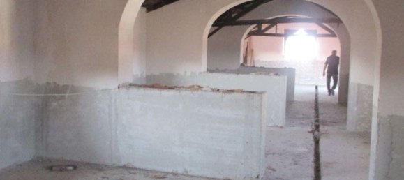 Gebäude in Afragola, Italy 1000m², Nr. 350471 22