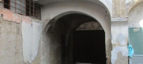 Gebäude in Afragola, Italy 1000m², Nr. 350471 5