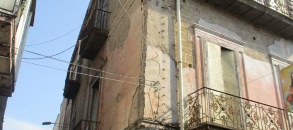 Gebäude in Afragola, Italy 1000m², Nr. 350471 4