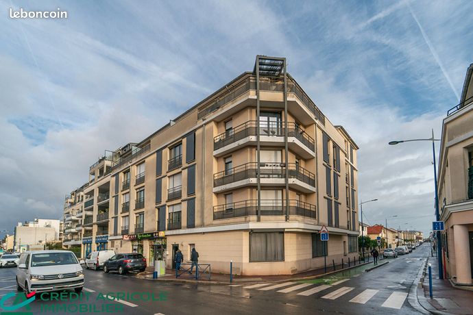 2 غرف نوم شقة في Drancy, France رقم 360079