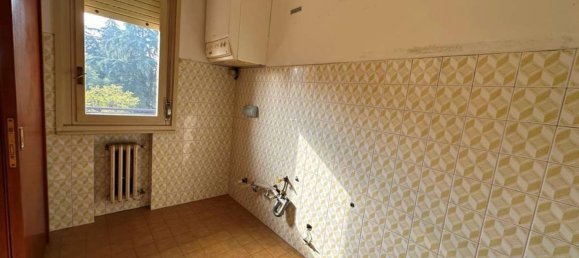 5 bedrooms Apartment in Vignola, Italy No. 347651 4