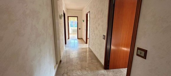 5 bedrooms Apartment in Vignola, Italy No. 347651 2