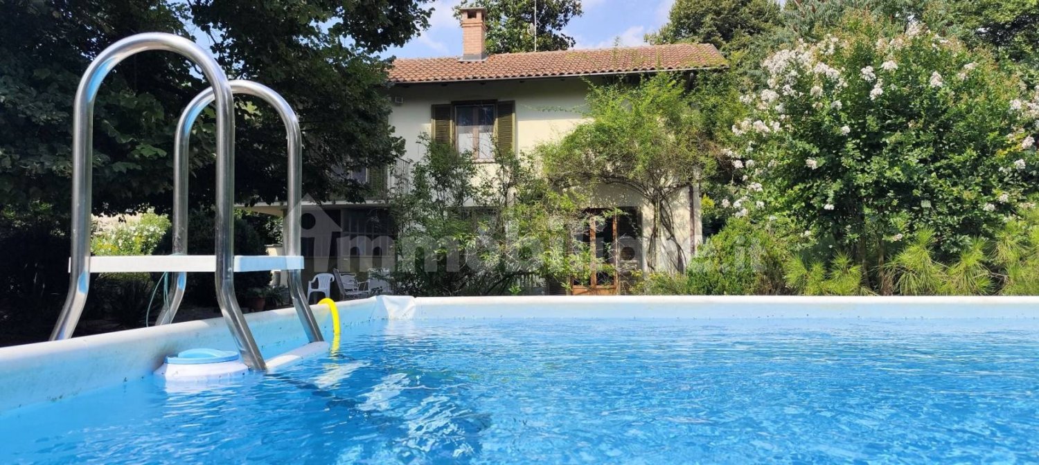 2 غرف نوم فيلا في Frinco, Italy رقم 346581