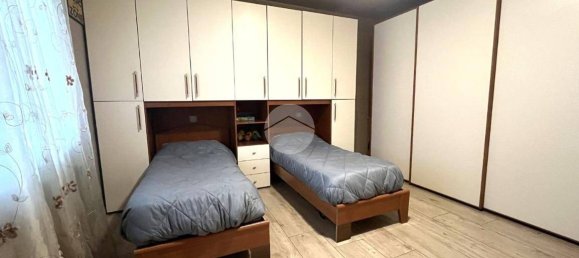 2 bedrooms Villa in Pontoglio, Italy No. 2335 19