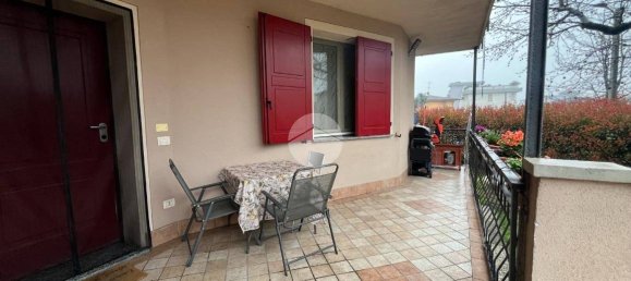 2 bedrooms Villa in Pontoglio, Italy No. 2335 10