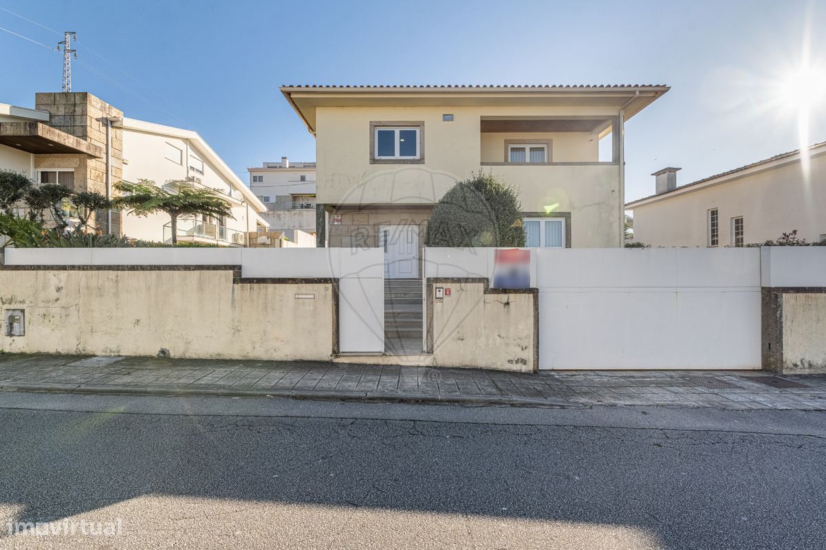 4 غرف نوم منزل في Braga, Portugal رقم 180468