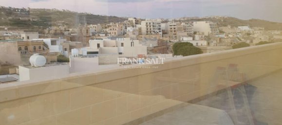 3 bedrooms Penthouse in Ghajnsielem, Malta No. 5744 2