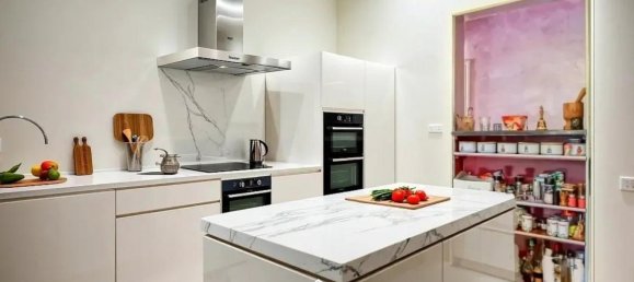 5 bedrooms Villa in Rhone, France No. 299107 7