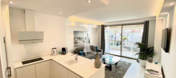 Studio in Cannes, France No. 169662 3