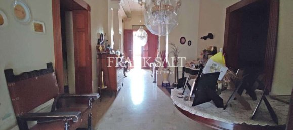 Maisonette de 4 dormitorios en Marsa, Malta No. 1823 2