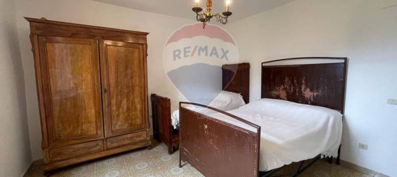 12-salle Maison à Bagni di Lucca, Italy No. 87931 23