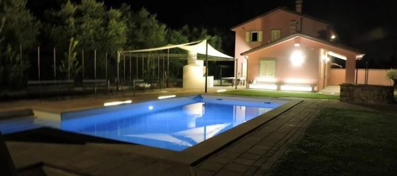 2 bedrooms House in Castelnuovo Magra, Italy No. 157568 5
