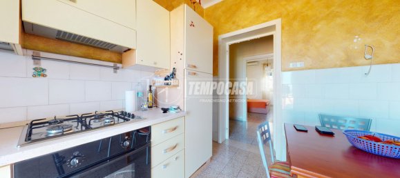 Квартира с 2 спальнями в Бари, Италия № 354153 16